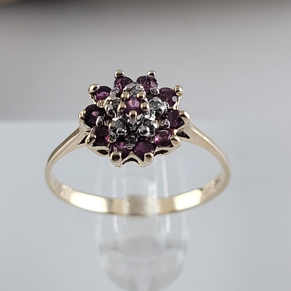 ❤️10k Size 6 Precious Solid Yellow Gold Rubies and Diamond Ring! 👌🎁 - Picture 4 of 13